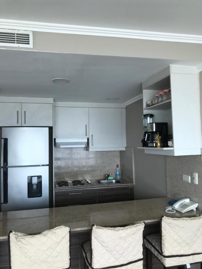 Suites Emporium Γκουαγιακίλ Εξωτερικό φωτογραφία